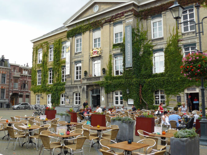 Gorinchem - Museum en terras